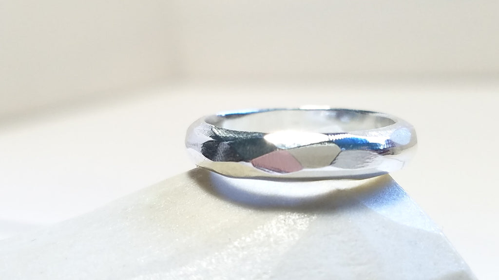 Sterling Silver Faceted Ring wedding band - Isabella Cascio Greggio